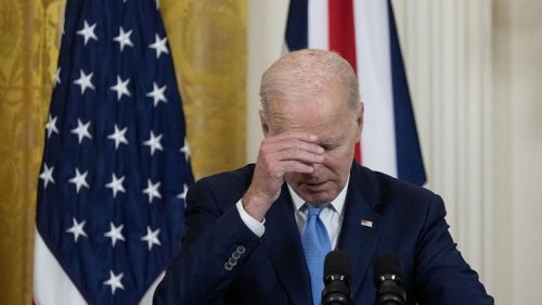 تمرد وغضب داخل الخارجية الأميركية بسبب سلوك بايدن