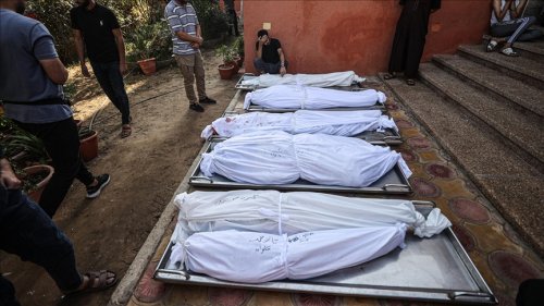 اتفرج .. الصحة بغزة تعلن دفن 43 شهيدًا مجهول الهوية في مدفن جماعيّ