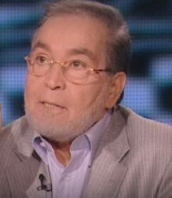 بعد مرور الوقت لوفاة نجله الأصغر غرقاً.. قرار اعتزال الفنان المصري حسن يوسف يشغل محبيه وهذا ما أوضحته ريم البارودي!!