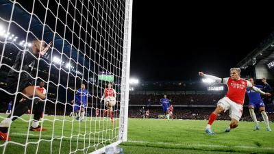 أرسنال يخطف التعادل من تشيلسي