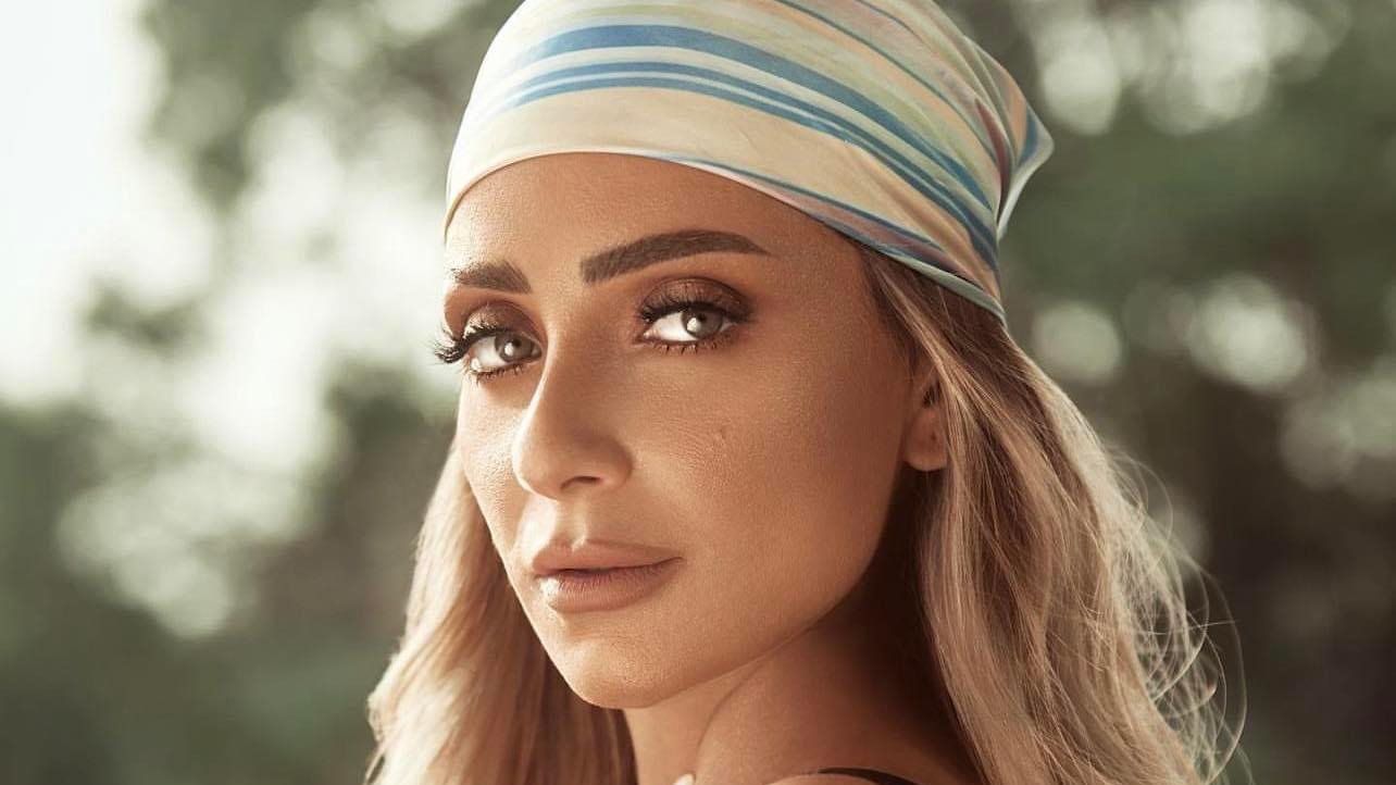 ريم البارودي تعلن اعتذارها عن "روج أسود"