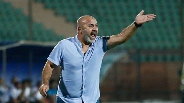 البنك الأهلي يدخل في مفاوضات مع هشام زكريا لتولي القيادة الفنية للفريق