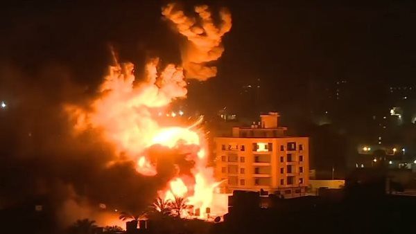 إعلام رسمي سوري: قصف إسرائيلي يخرج مطاري دمشق وحلب عن الخدمة