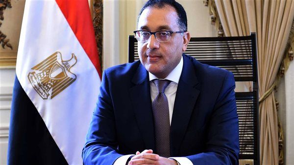 قرار عاجل من رئيس الوزراء ينظم عملية الحصول على التأشيرة أو الإقامة في مصر