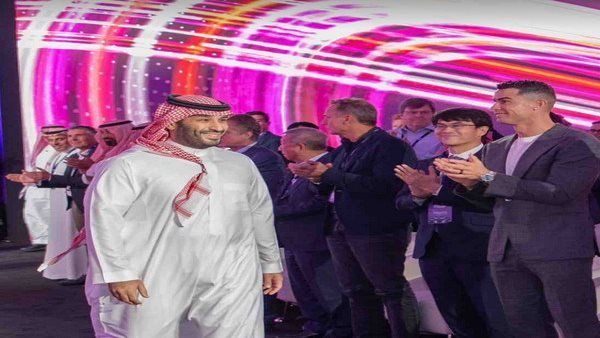 رونالدو يُعبر عن إعتزازه بلقاء الأمير محمد بن سلمان في المؤتمر الرياضة العالمية الجديدة 2023