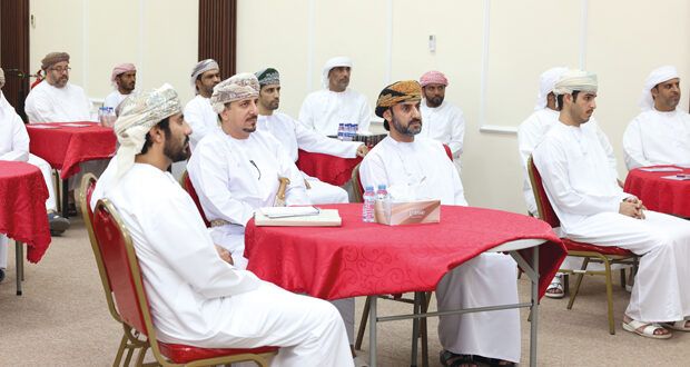 برنامج تدريبي حول إدارة الوثائق بمحافظة مسندم