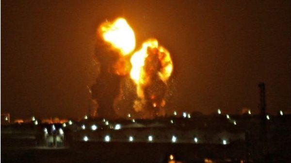 مصادر فلسطينية: عشرات القتلى والجرحى في غارة إسرائيلية على مخيم الشاطئ بغزة