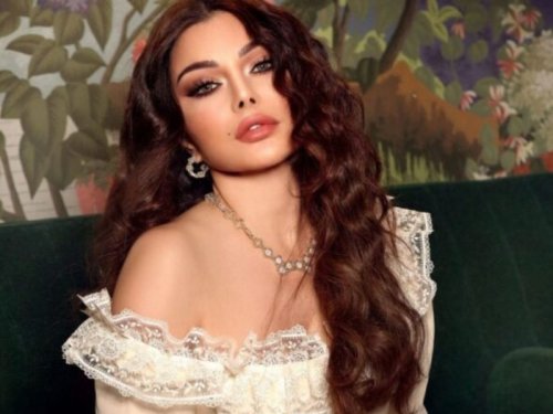 لن تتخيلوا كم يبلغ الطول الحقيقي للفنانة هيفاء وهبي؟.. الرقم صادم سيصيبكم بالذهول!!