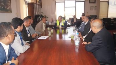 أخبار اليمن : مناقشة آلية تنفيذ مشاريع مطار صنعاء الدولي