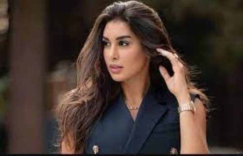 كم يبلغ عمر ابنة الفنانه ياسمين صبري التي أخفتها عن الظهور؟.. الفنانة تجيب بدون تردد وتكشف السر