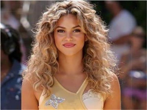 فضحية مدوية للنجمة شاكيرا بعد ان تم حبسها والتهمة امر مخجل بحق!!