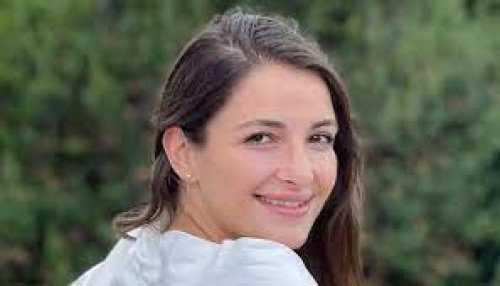 ببطن منتفخة جداً وملامح متعبة.. شام الذهبي تتصدر التريند في اخر ظهور لها