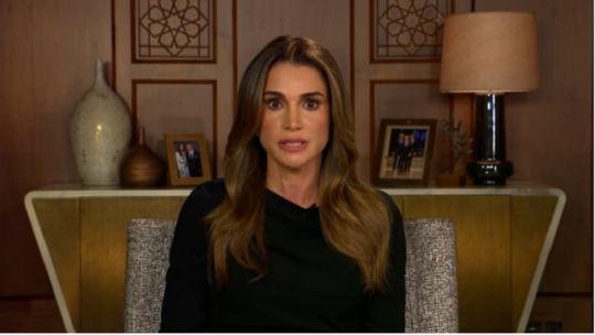 اتفرج بالفيديو.. ملكة الأردن تحرج مذيعة "سي إن إن" المخضرمة بهذا السؤال عن غزة !