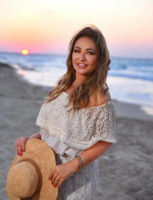 هذا هو الدور الذي تتمنى ليلى علوي تجسيده: من زمان بحلم أقدمه ! |