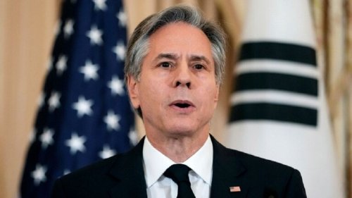 نصرة لغزة .. محتجون يصرخون بوجه وزيري الدفاع والخارجية الأمريكيين .. فيديو