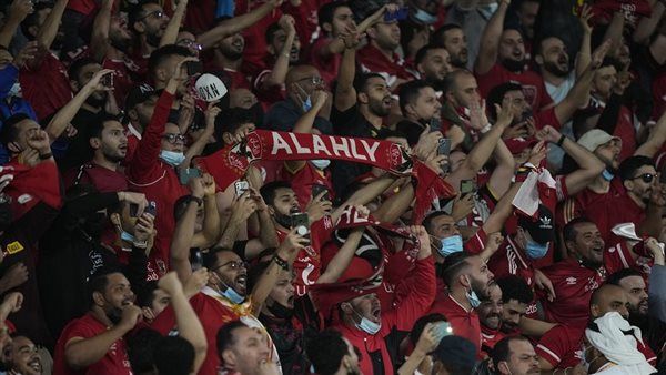 جماهير الأهلي تهاجم مسؤولي ستاد القاهرة بسبب فلسطين