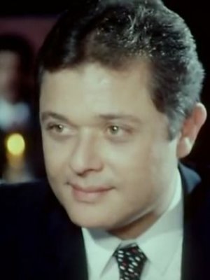 وصية محمود عبد العزيز تكشف ما اخفاه حتى وفاته!! ما اعترف به فيها فاجئ الجميع!!