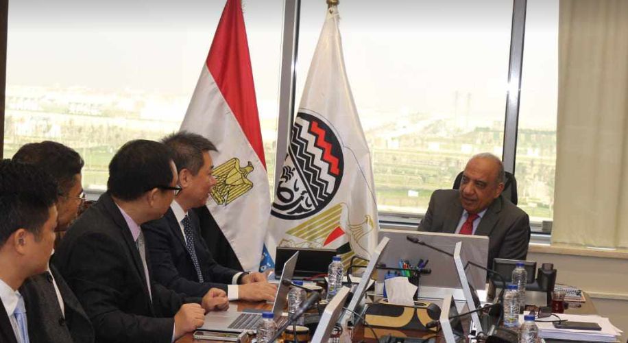 وزير قطاع الأعمال يبحث مع شينجلي الصينية التعاون في مجال…