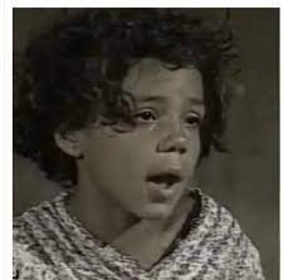 هذه الطفلة أصبحت فنانة شهيرة وملكة جمال وهربت من عريسها ليلة الزفاف!! قوي الملاحظة سيعرفها !