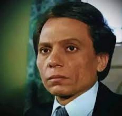 نسخة من أبوه طبق الاصل.. أول صورة لوالد الزعيم عادل إمام الذي أخفاه طوال مسيرته.. الصدمة في مهنته الحقيقية التي كان يخجل منها