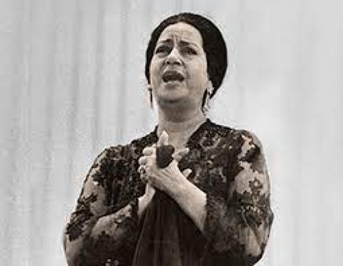 لن تصدق من هو صاحب الجملة الشهيرة “عظمة على عظمة يا ست” أمام كوكب الشرق ام كلثوم.. المفاجأة بقصته؟