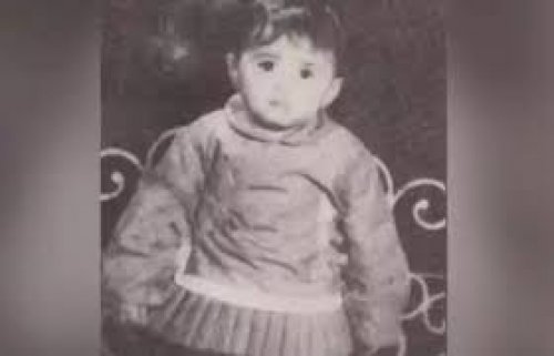 أول فنانة تقيم حفلة بمناسبة طلاقها وحرمت نفسها من الانجاب لأجل الشهرة.. هذه الطفلة أصبحت من أجمل وأشهر الفنانات!!