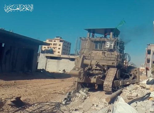 فيديو .. القسام ينشر تدمير 10 أليات واعتلاء إحداها
