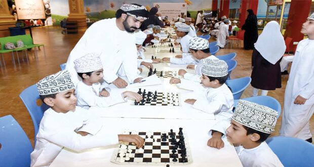 100مشارك فـي مهرجان الشطرنج بشمال الباطنة