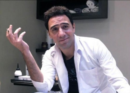 العوض الجميل.. بعد رفضه الذهاب لموسم الرياض شركة تلمح بالتعاقد مع النجم محمد سلام بمبلغ خيالي لحملة اعلانية!