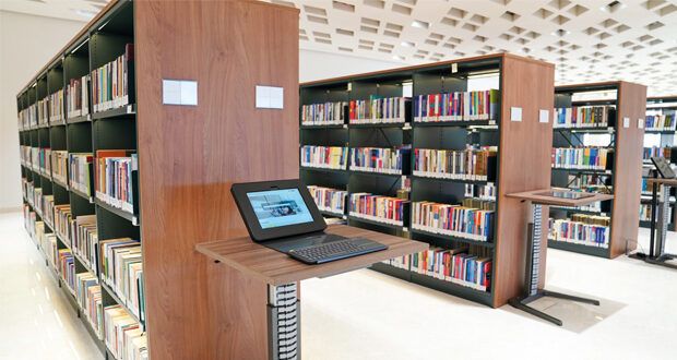 مركز المعرفة بمتحف عمان عبر الزمان كنز أدبي ومعرفـي