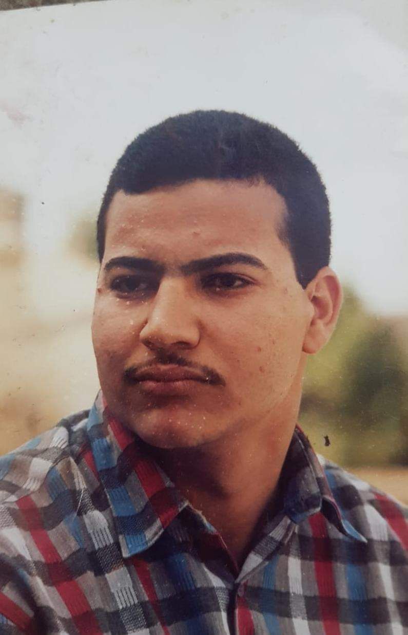 لم تراها من قبل.. شاهد صور نادرة لـ بيومي فؤاد قبل الشهرة والأضواء