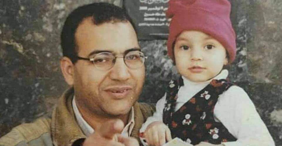 لم تراها من قبل.. شاهد صور نادرة لـ بيومي فؤاد قبل الشهرة والأضواء