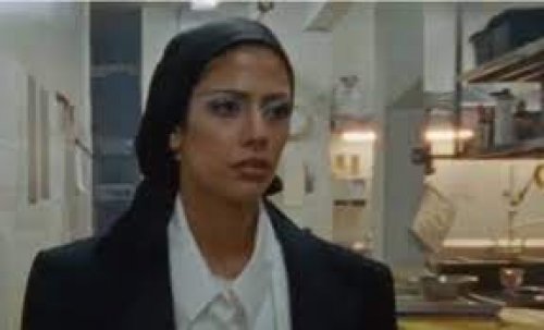 فنانة شهيرة تفاجئ الجميع وتنشر ماطلبته الشركة الاجنبية المتعاقدة معها ورفضته على الفور!