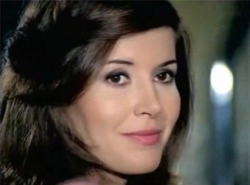 غلطة عمري إني تزوجته.. ميرفت أمين تدلي بتصريحات نارية وتفضح بطل "مدرسة المشاغبين".. لن تتخيلوا من هو وماذا كان يفعل بها كل ليلة؟!