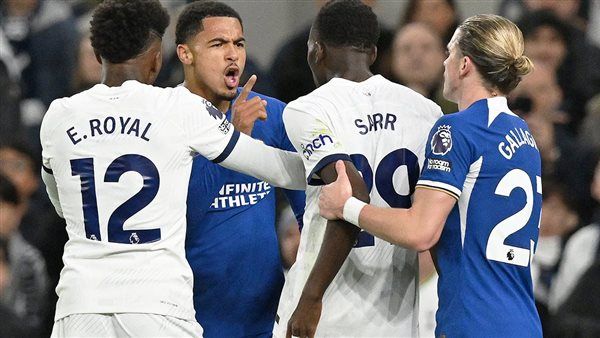 مباراة تاريخية.. تشيلسي يكتسح توتنهام برباعية في الدوري الإنجليزي