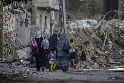 تراجع وتخبّط واضح .. الخارجية الأمريكية: غزة فلسطينية ولا ندعم احتلالها