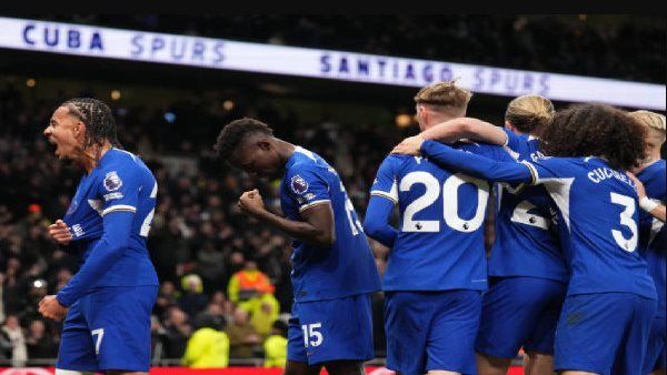 نتيجة وملخص أهداف مباراة توتنهام وتشيلسي اليوم الإثنين 6/11/2023 في الدوري الإنجليزي