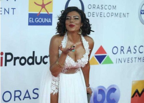 "عملت فضيحة".. سألوا ناهد السباعي ليه هربتي ليلة دخلتك وفضحتي اهلك ففجرت مفاجأة وكشفت السر !!