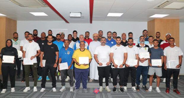 ختام فعاليات دورة المدربين المستجدين لكرة اليد بمشاركة 30 مدربا
