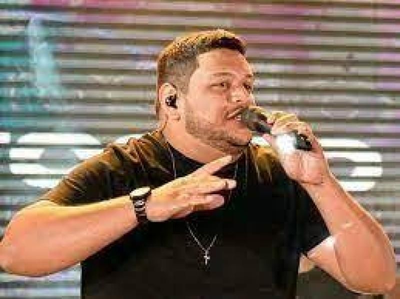 وفاة المغني البرازيلي ”دارلين مورايس”.. بسبب لدغة عنكبوت