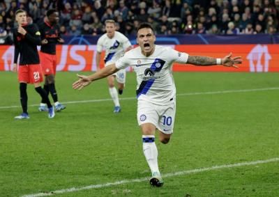 إنتر ميلان يحجز مقعده في ثمن نهائي الأبطال