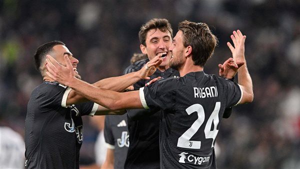 يوفنتوس يواصل سلسلة الانتصارات وينتزع صدارة الدوري الإيطالي مؤقتًا