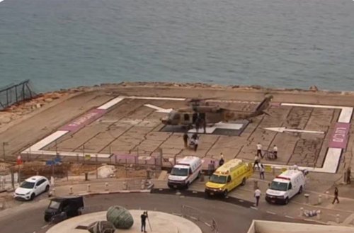 مشاهد من نقل المصابين من حدود لبنان .. فيديو