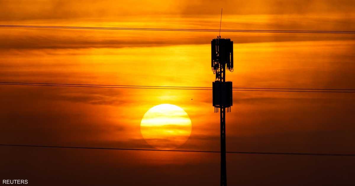 العالم اليوم - وزارة الاتصالات تحذر من توقف خدماتها في غزة بهذا التاريخ