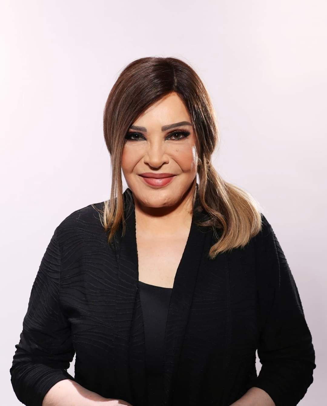 "دوت الخليج الفني" يكشف تفاصيل عودة صفية العمري للجلسات التصويرية بعد غياب 23 عاما