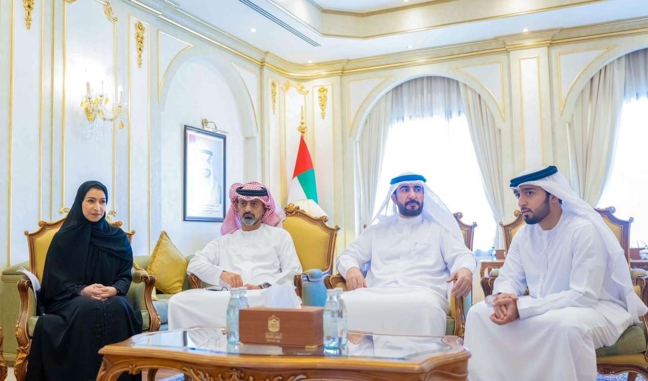 ولي عهد عجمان يُطلق منصة “شؤون المواطنين”