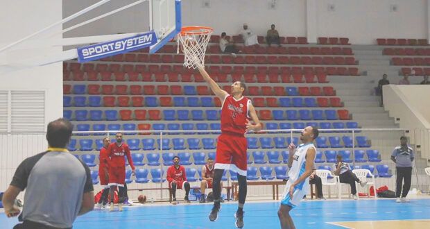نزوى يتغلب على ظفار ونادي عمان يفوز على صلالة فـي دوري عام السلة