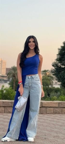 ريم سامي تستعرض جمالها في جلسة تصوير كاجوال