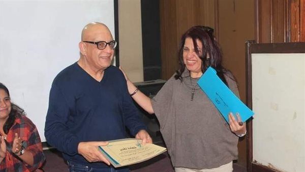 تكريم خيري بشارة وسعيد شيمي بندوة فيلم "البطيخة " و"طائر النورس" بمركز الثقافة السينمائية