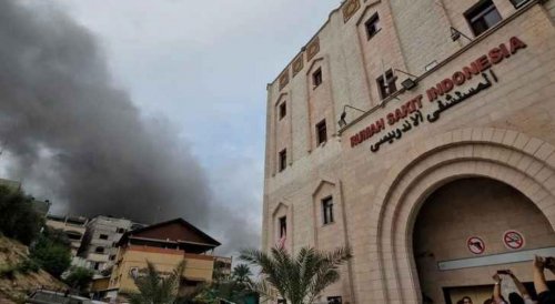 المستشفى الأندونيسي تحت قصف الاحتلال